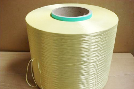 芳纶纤维和碳纤维密度哪个更大?